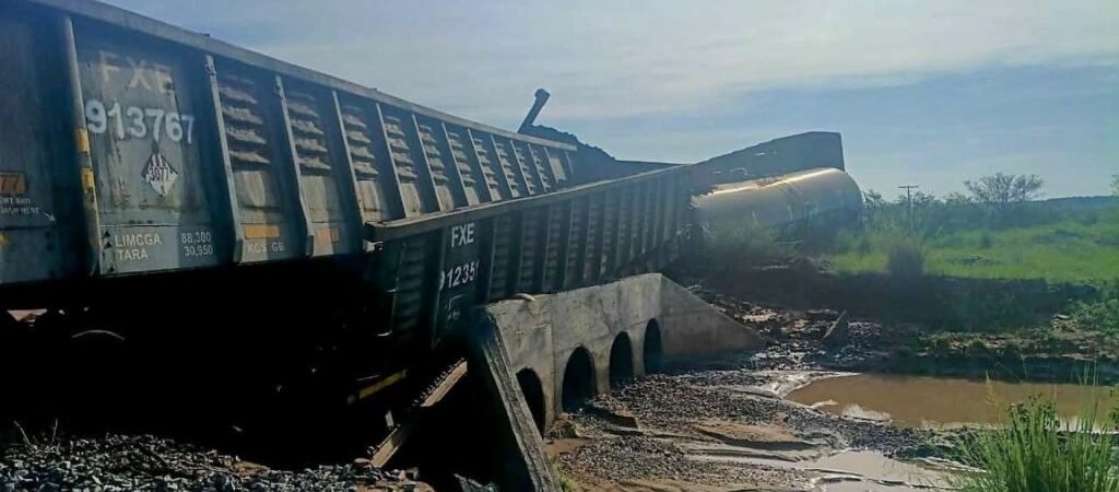 PROFEPA definirá el impacto ambiental del derrame químico tras descarrilamiento en Naco, Sonora: Durazo