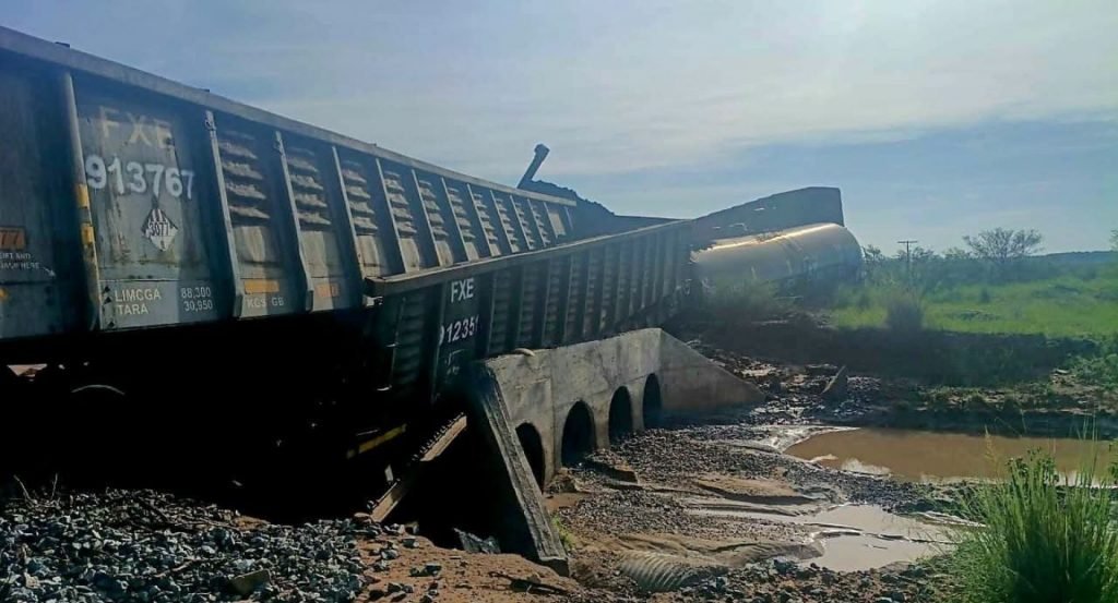 PROFEPA definirá el impacto ambiental del derrame químico tras descarrilamiento en Naco, Sonora: Durazo