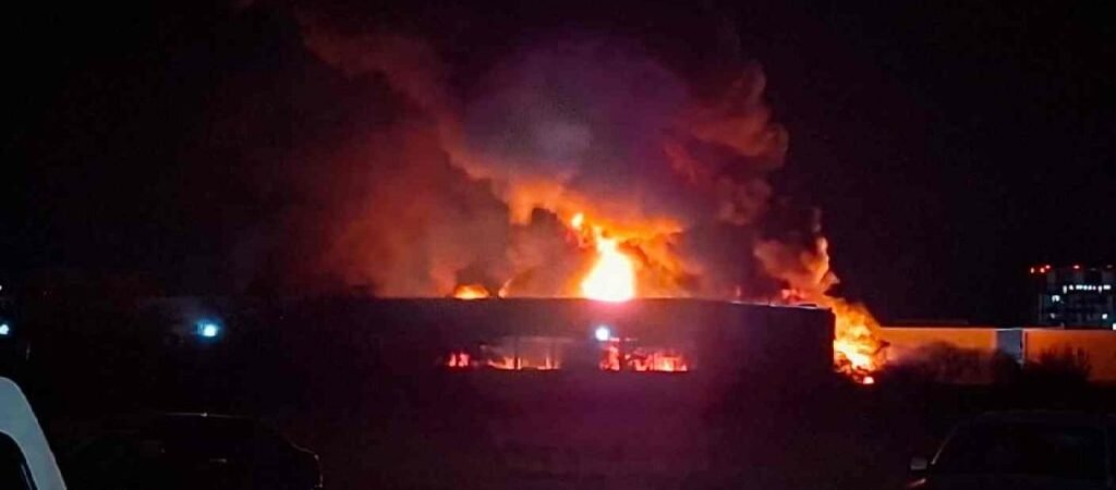 Se incendia bodega de Secretaría de Hacienda con placas y tarjetas de circulación en Hermosillo