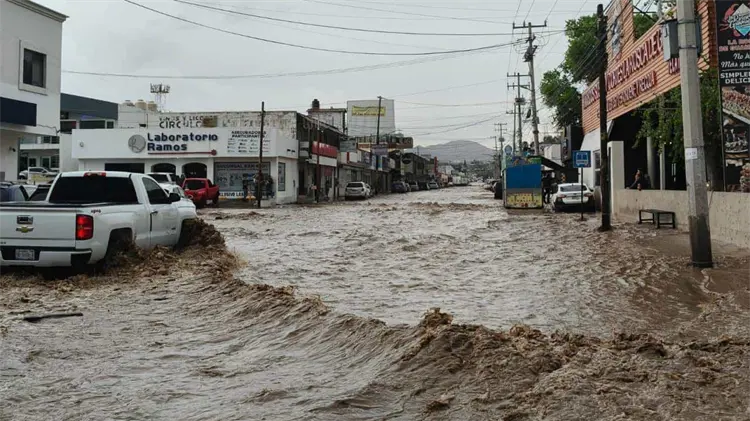 Tres sistemas de tormentas amenazan Sonora: prevén lluvias intensas, fuertes vientos y actividad eléctrica este sábado en estos municipios